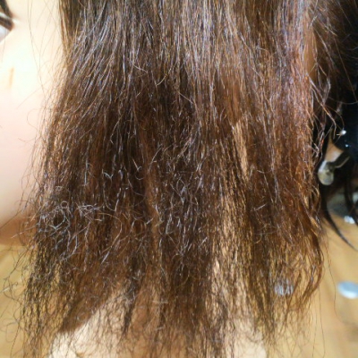 縮毛矯正で失敗すると髪の傷みなどの悩みが増える アンジュヘアープレイス 広島市の美容室
